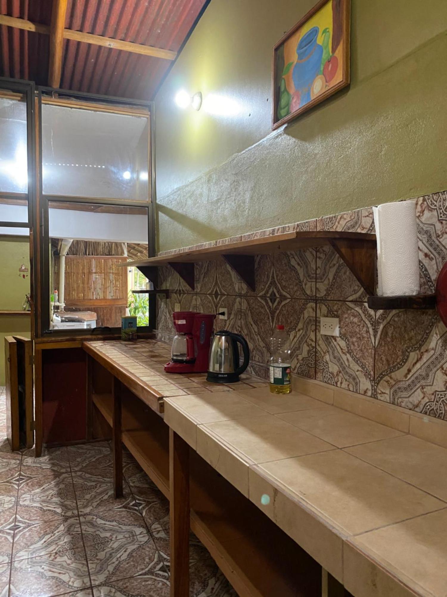 Mauras Tropical Mini Hostel & Tours Paquera Eksteriør billede
