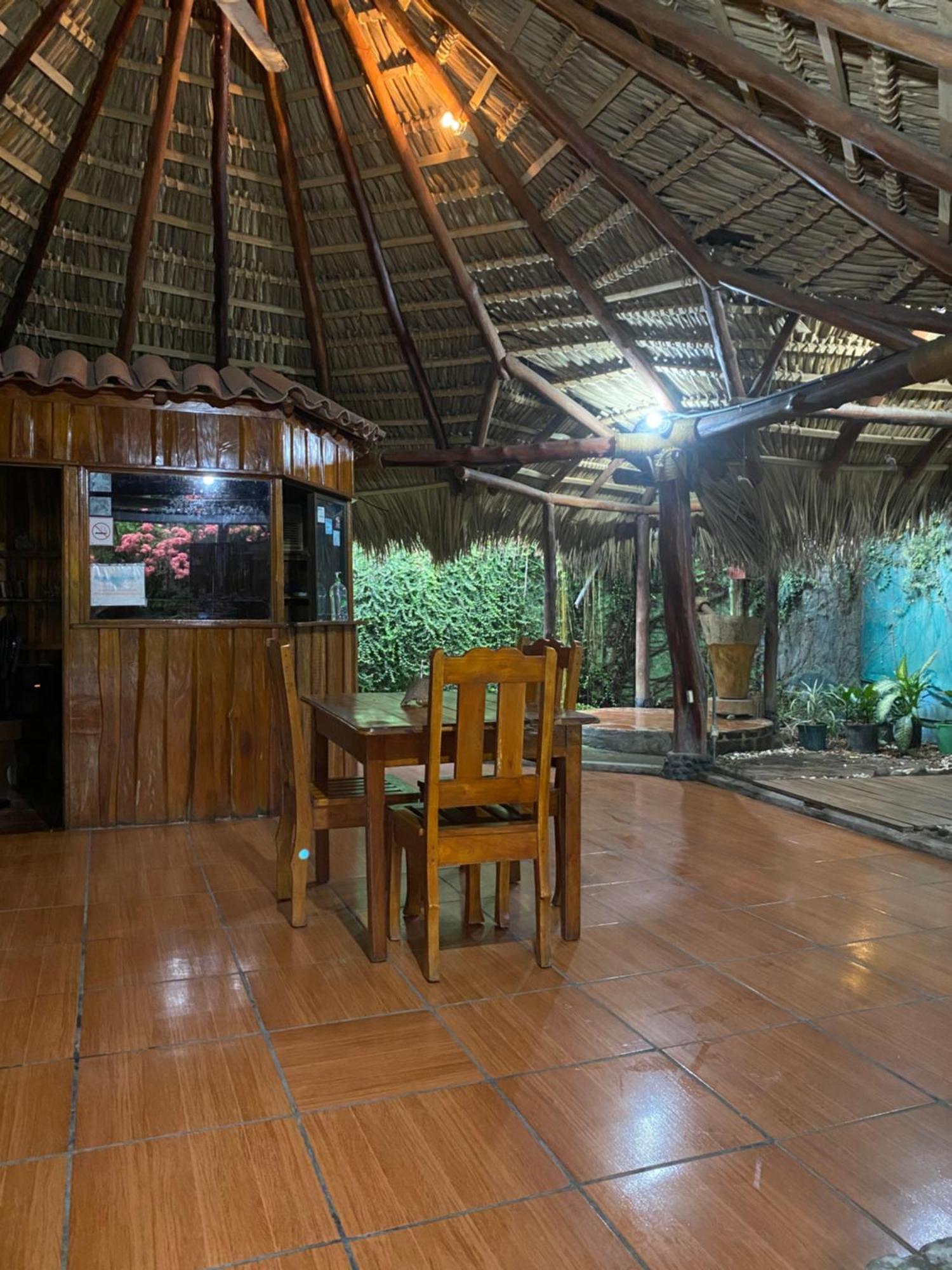 Mauras Tropical Mini Hostel & Tours Paquera Eksteriør billede